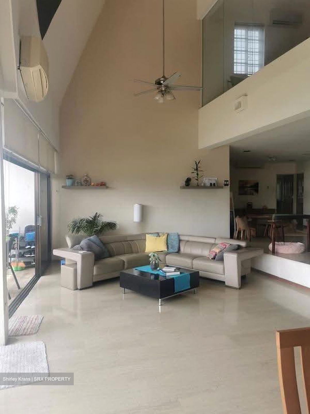 Lakepoint Condominium (D22), Condominium #617080121